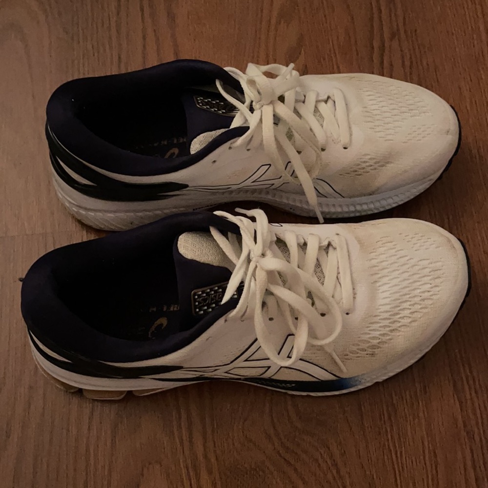 Asics - Picture 4 of 4